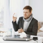 Tosse seca que não passa: 6 possíveis diagnósticos
